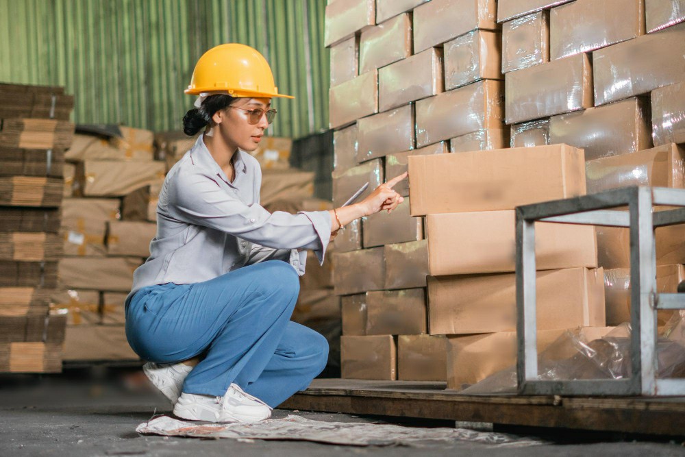 Enhancing Workplace Safety for British Retail Workers... - Abrasive Wheels Training UK